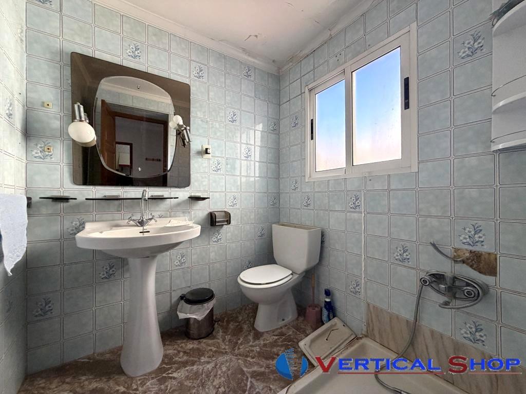 For sale of house in Caudete