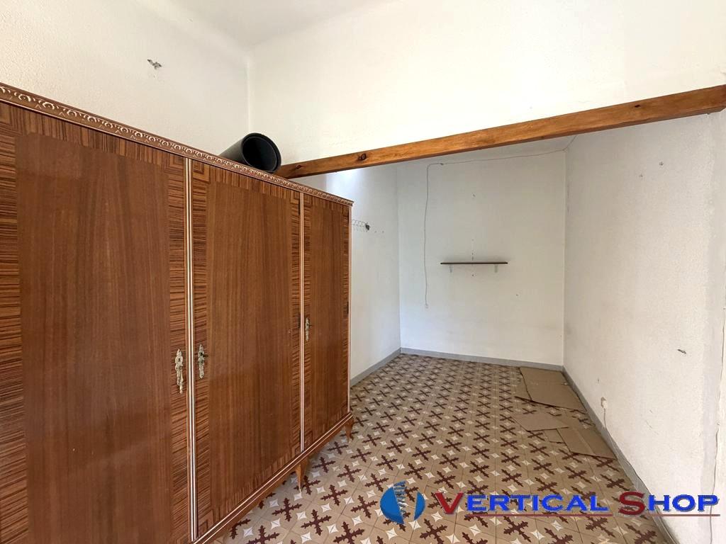 For sale of house in Caudete