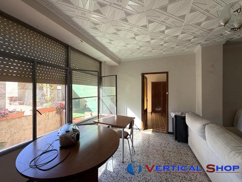 For sale of house in Caudete