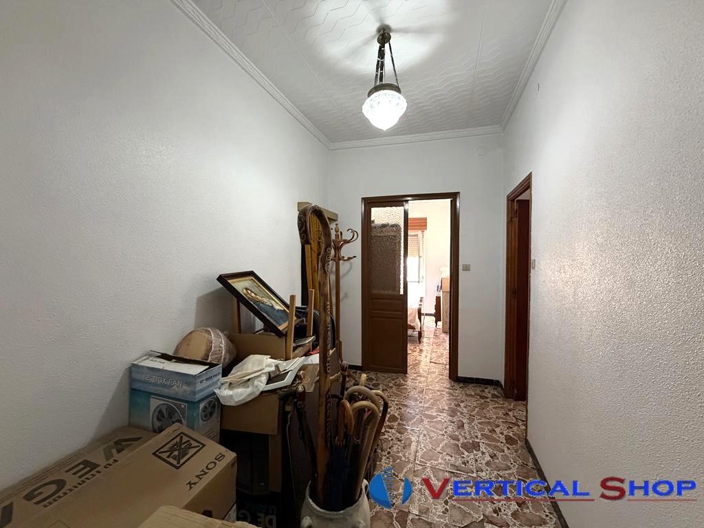 For sale of house in Caudete