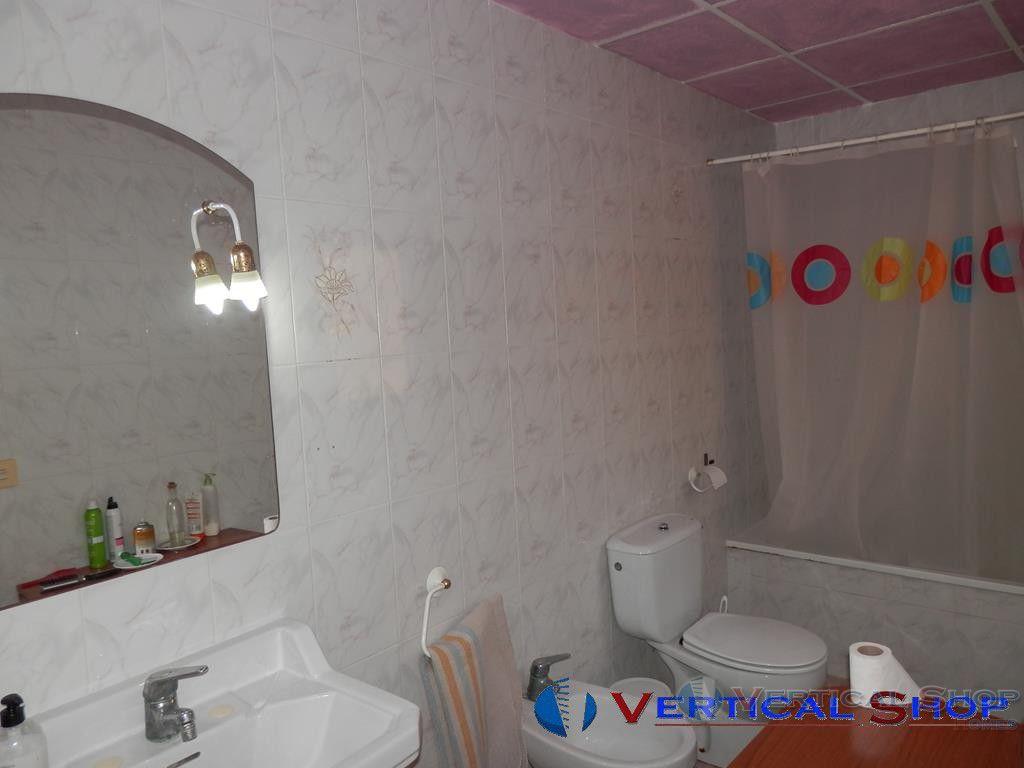 For sale of house in Caudete