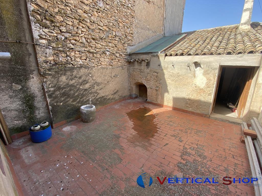 For sale of house in Caudete