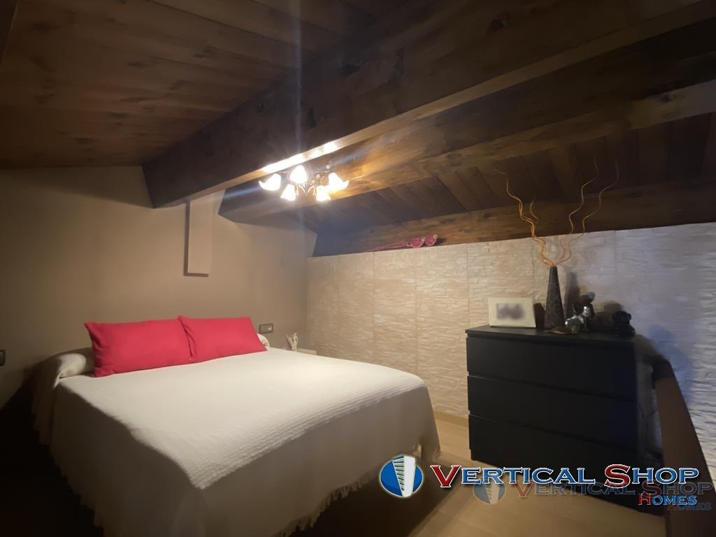 For sale of chalet in Caudete