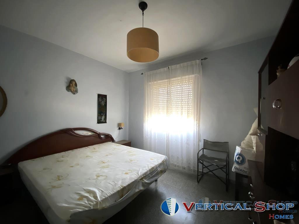 For sale of chalet in Caudete