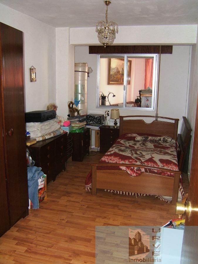 For sale of flat in Santiago de Compostela