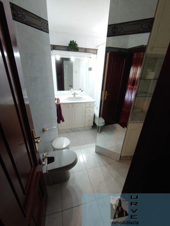 For rent of flat in Santiago de Compostela