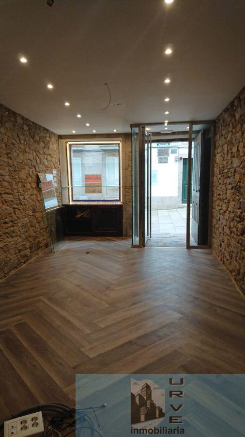 For rent of commercial in Santiago de Compostela