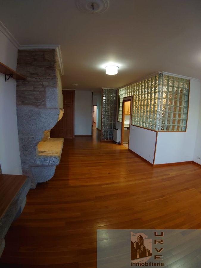 For sale of flat in Santiago de Compostela