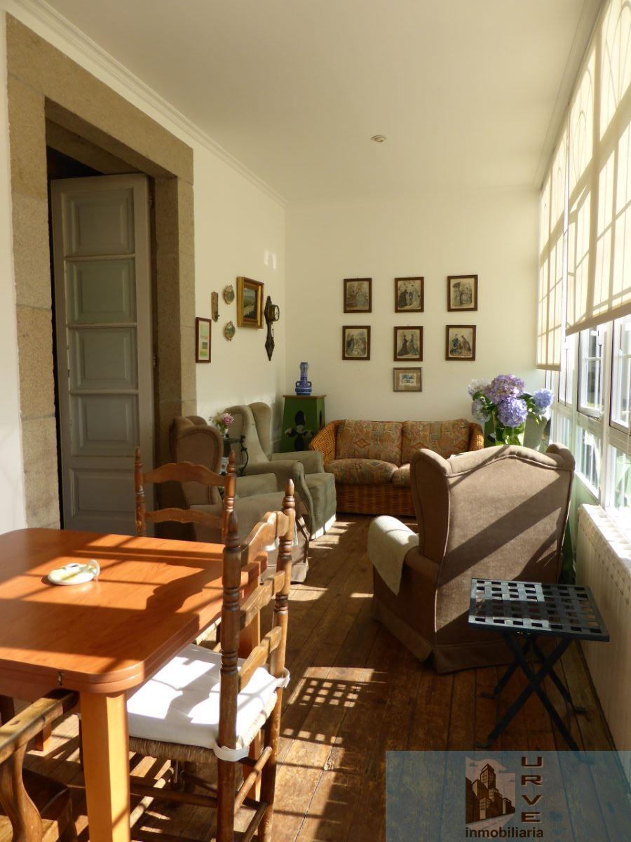 For sale of house in Vilagarcía de Arousa