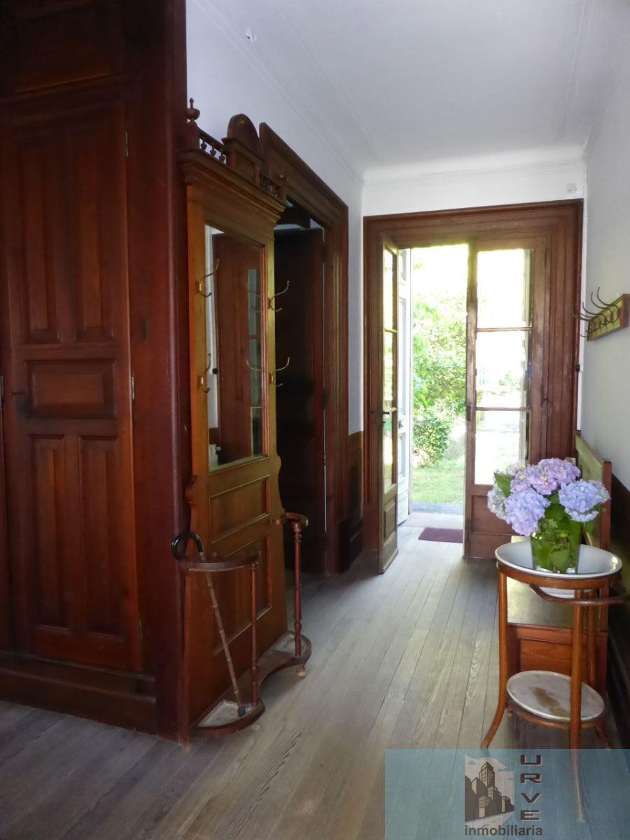 For sale of house in Vilagarcía de Arousa