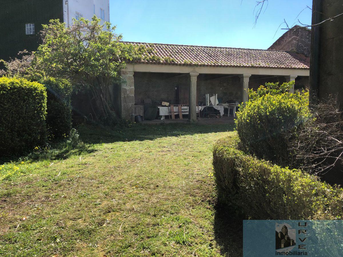 For sale of house in Vilagarcía de Arousa