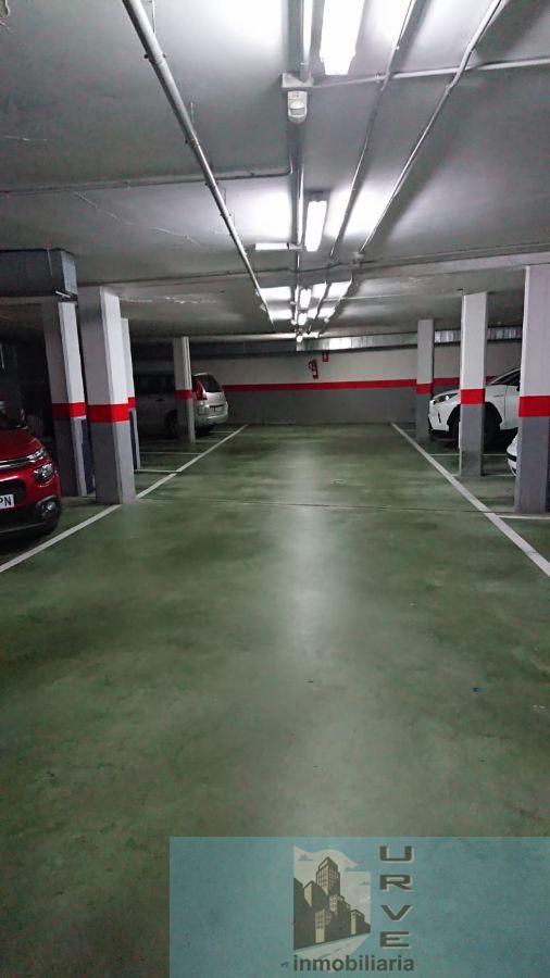 For rent of garage in Santiago de Compostela