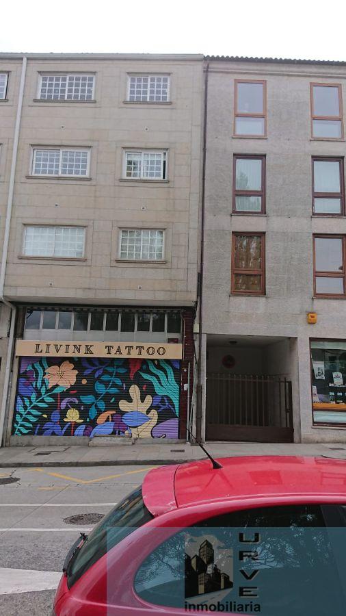 For rent of garage in Santiago de Compostela