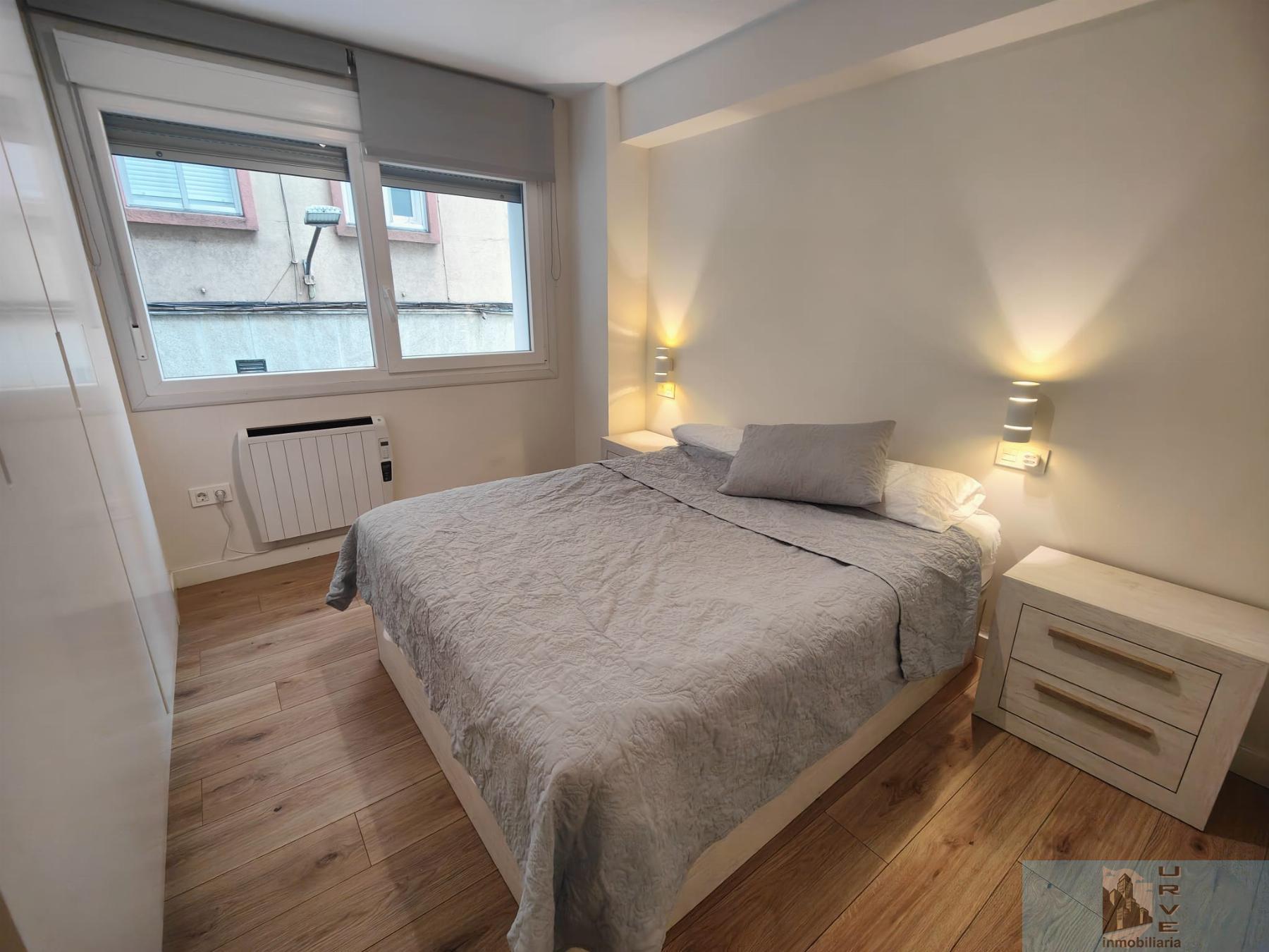 For sale of apartment in Santiago de Compostela