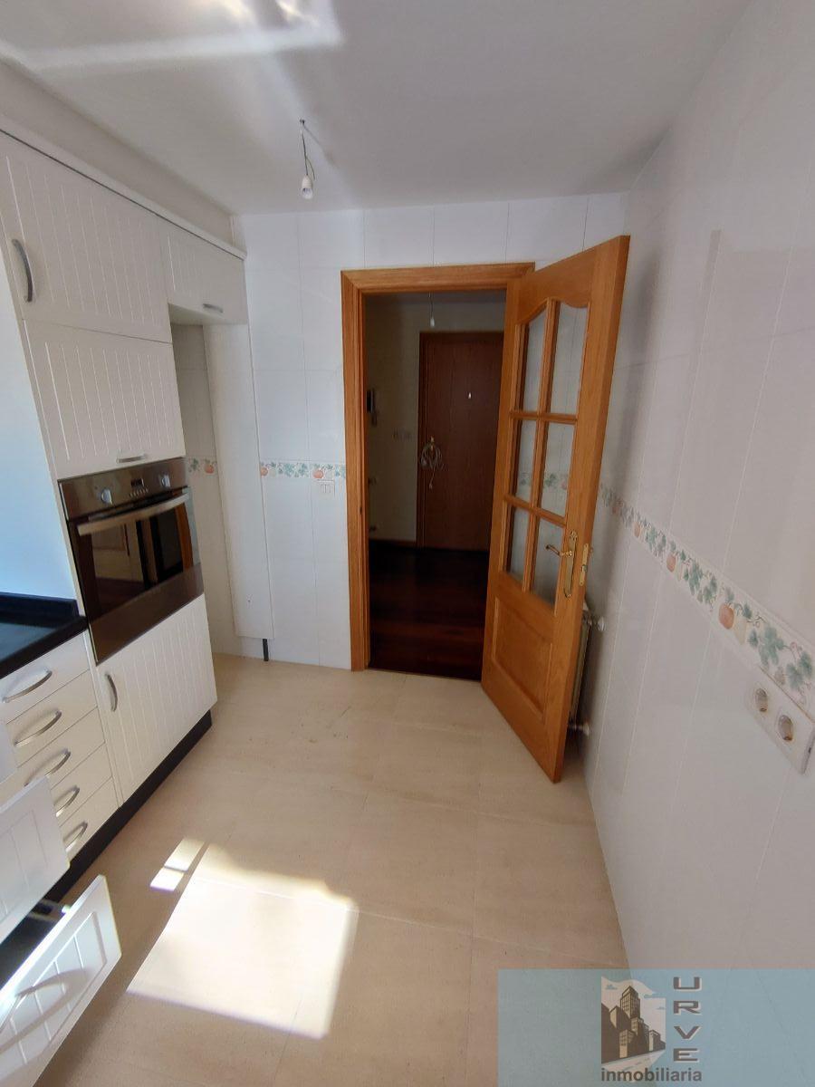 For sale of flat in Santiago de Compostela