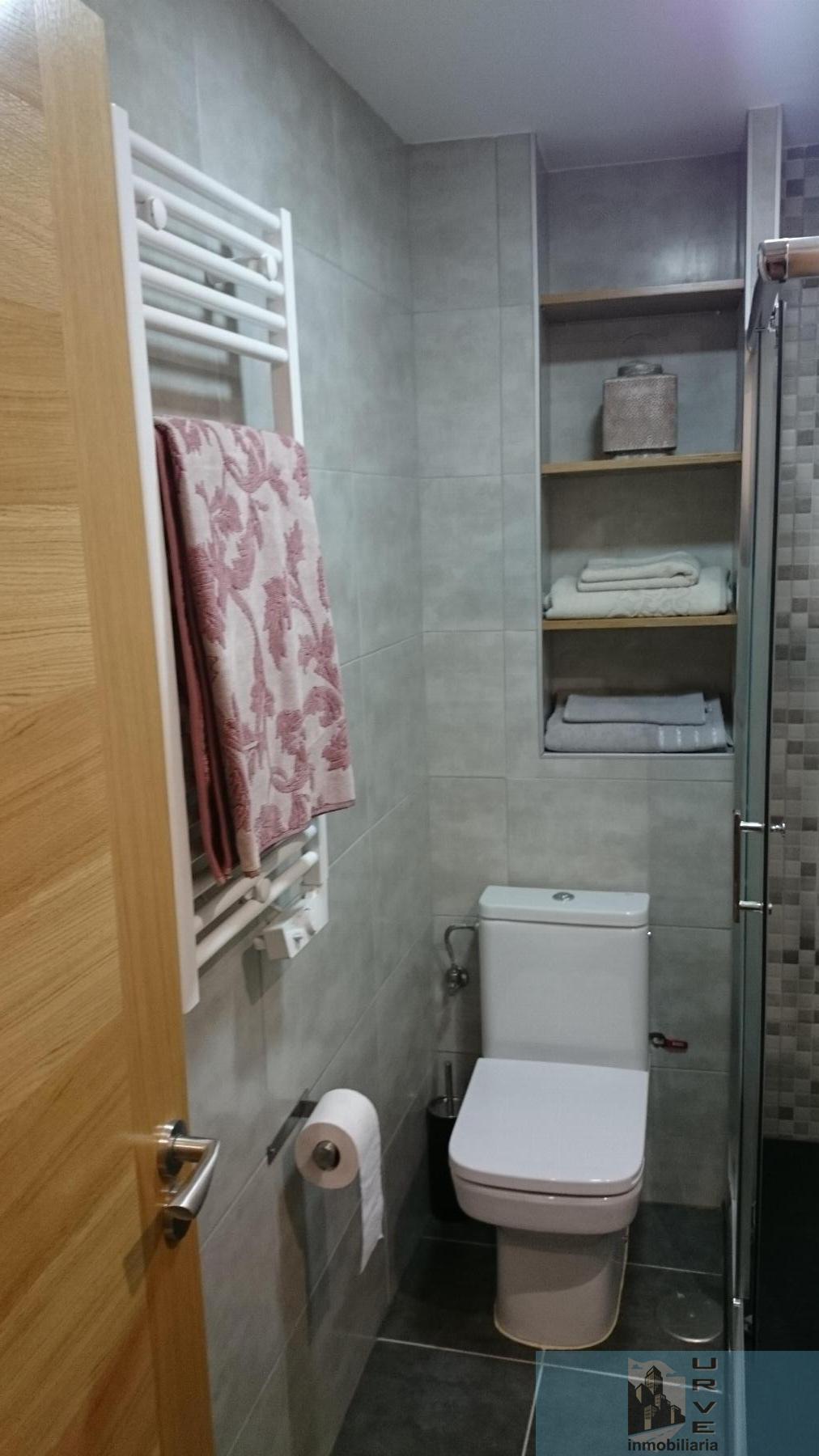 For sale of flat in Santiago de Compostela