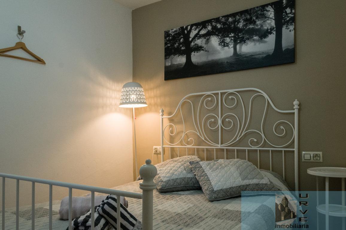 For sale of flat in Santiago de Compostela