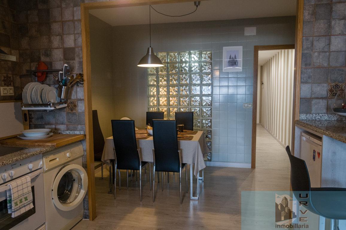For sale of flat in Santiago de Compostela