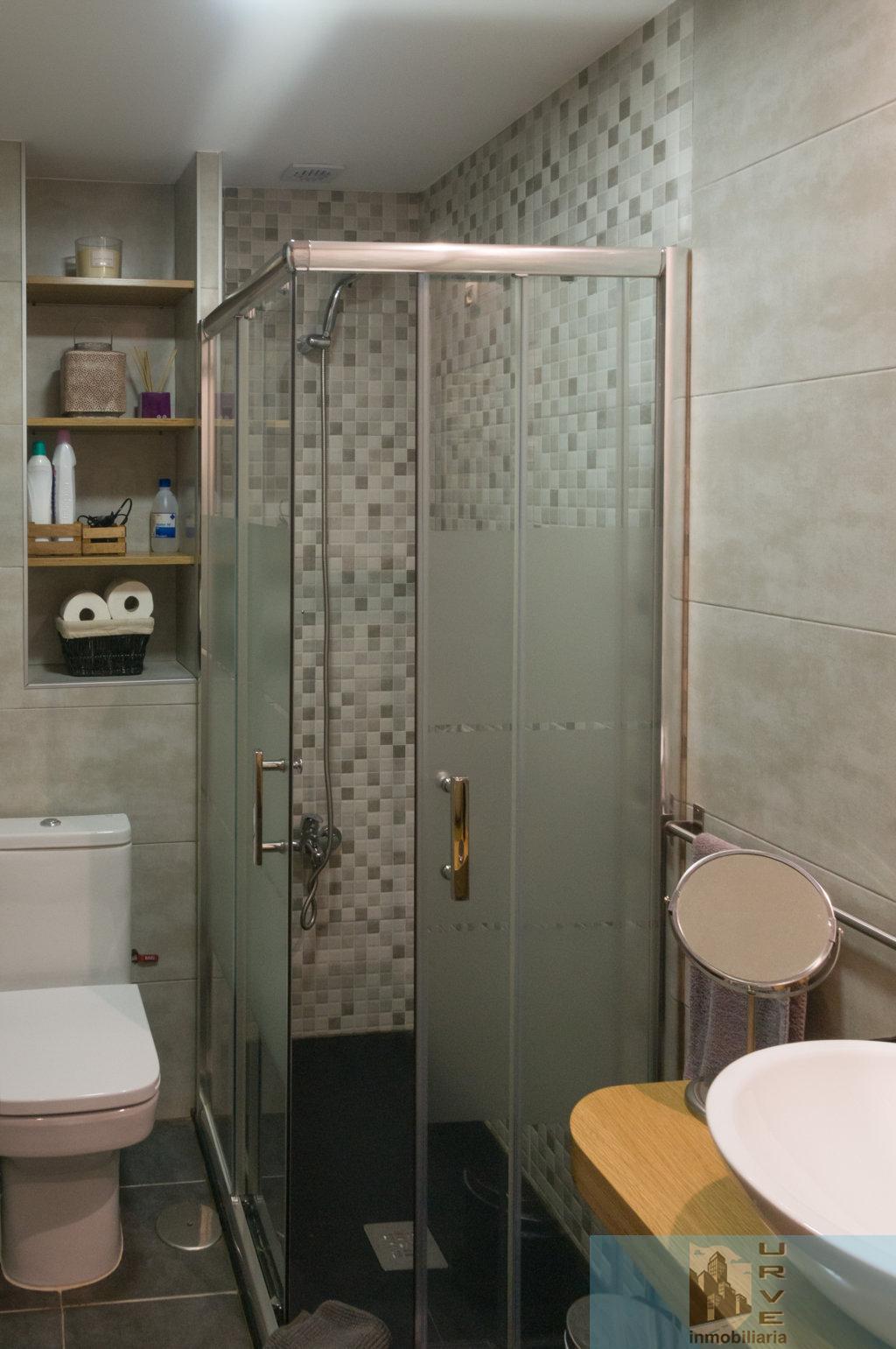 For sale of flat in Santiago de Compostela
