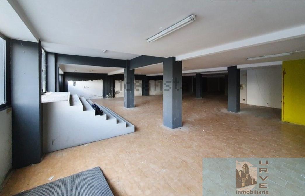 Venta de local comercial en Santiago de Compostela