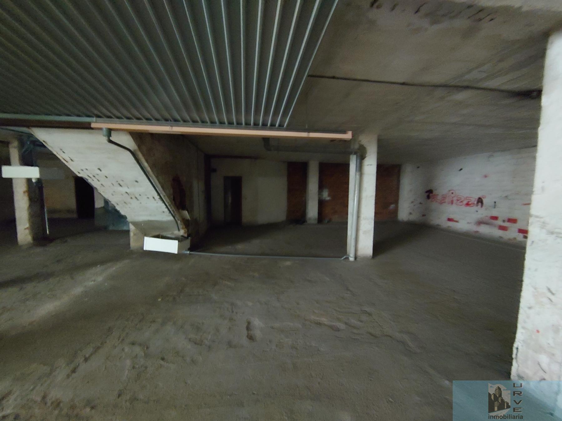 Venta de local comercial en Santiago de Compostela