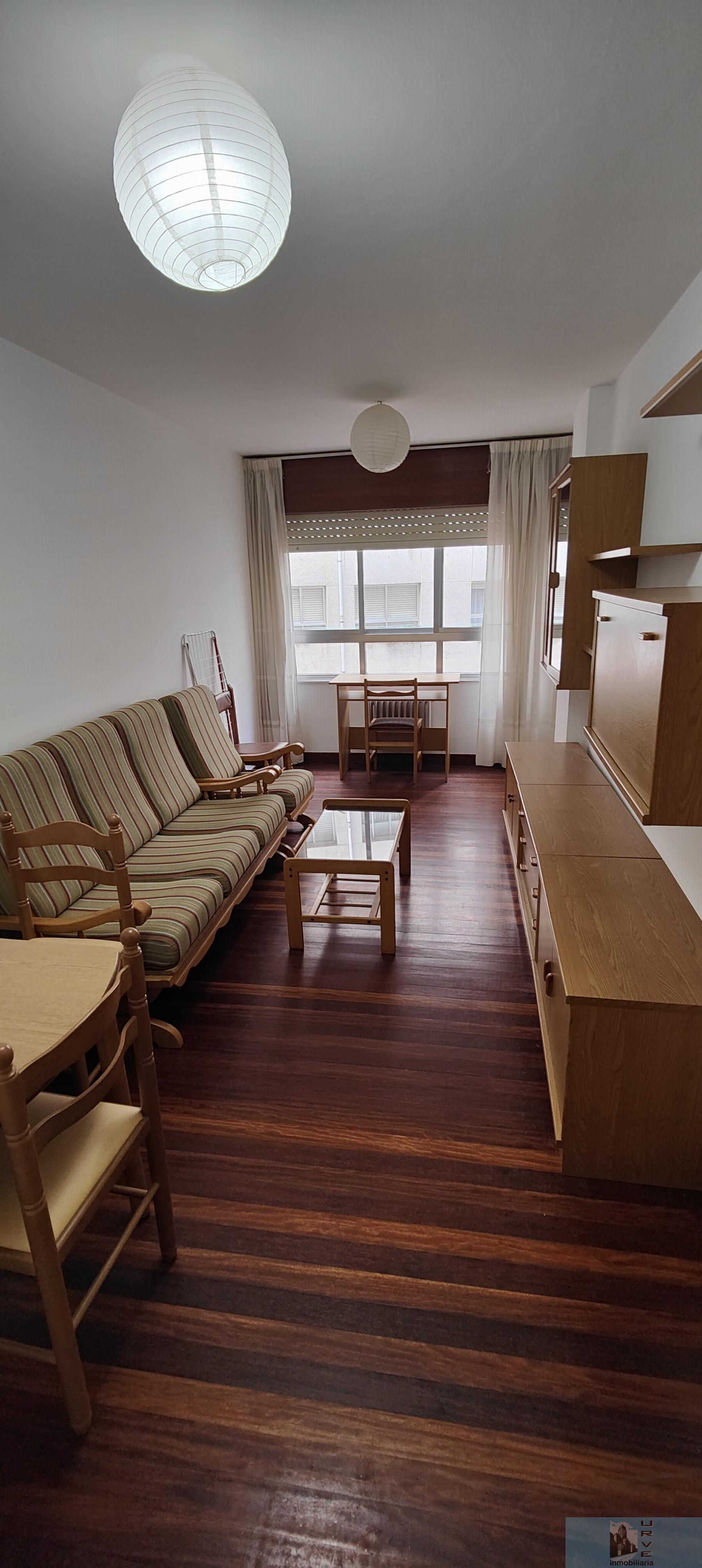 For sale of flat in Santiago de Compostela