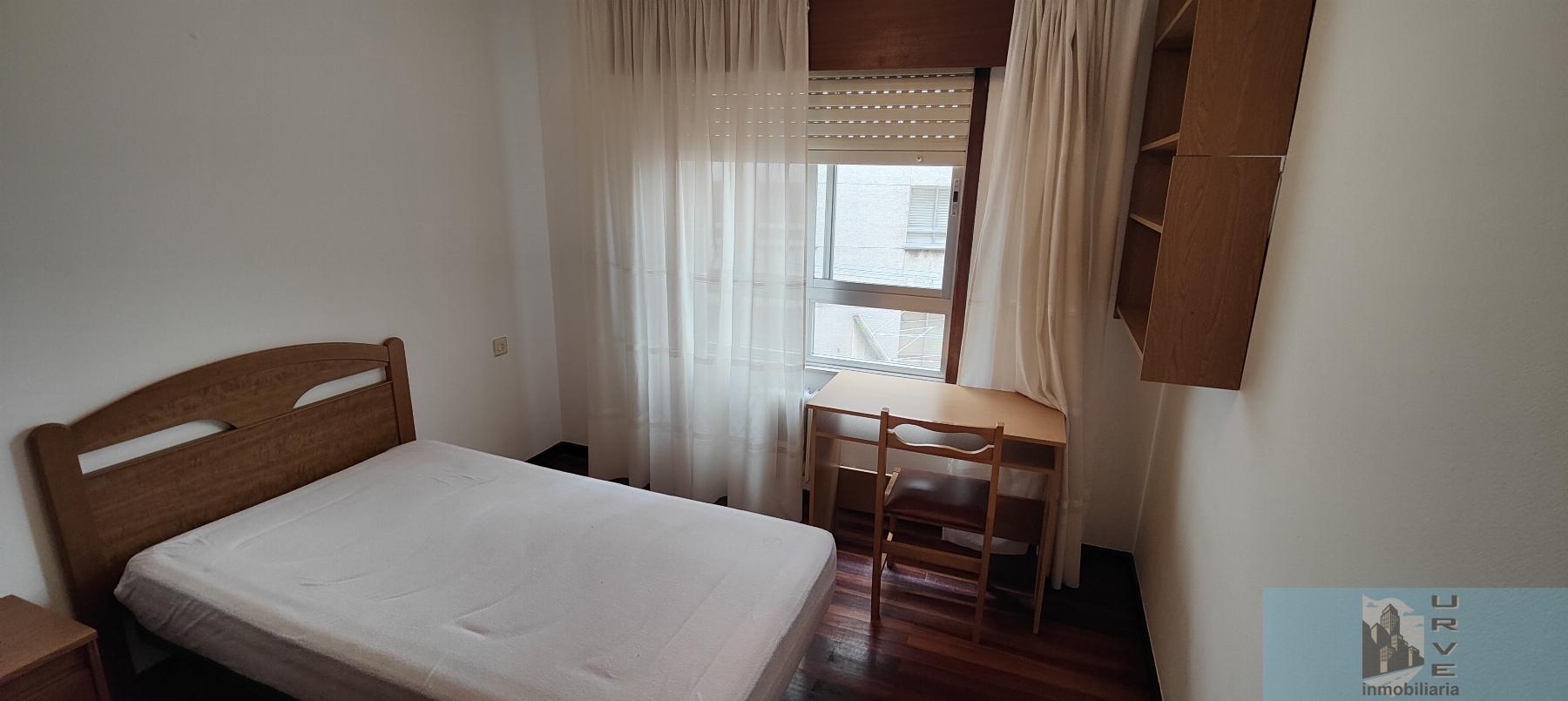 For sale of flat in Santiago de Compostela