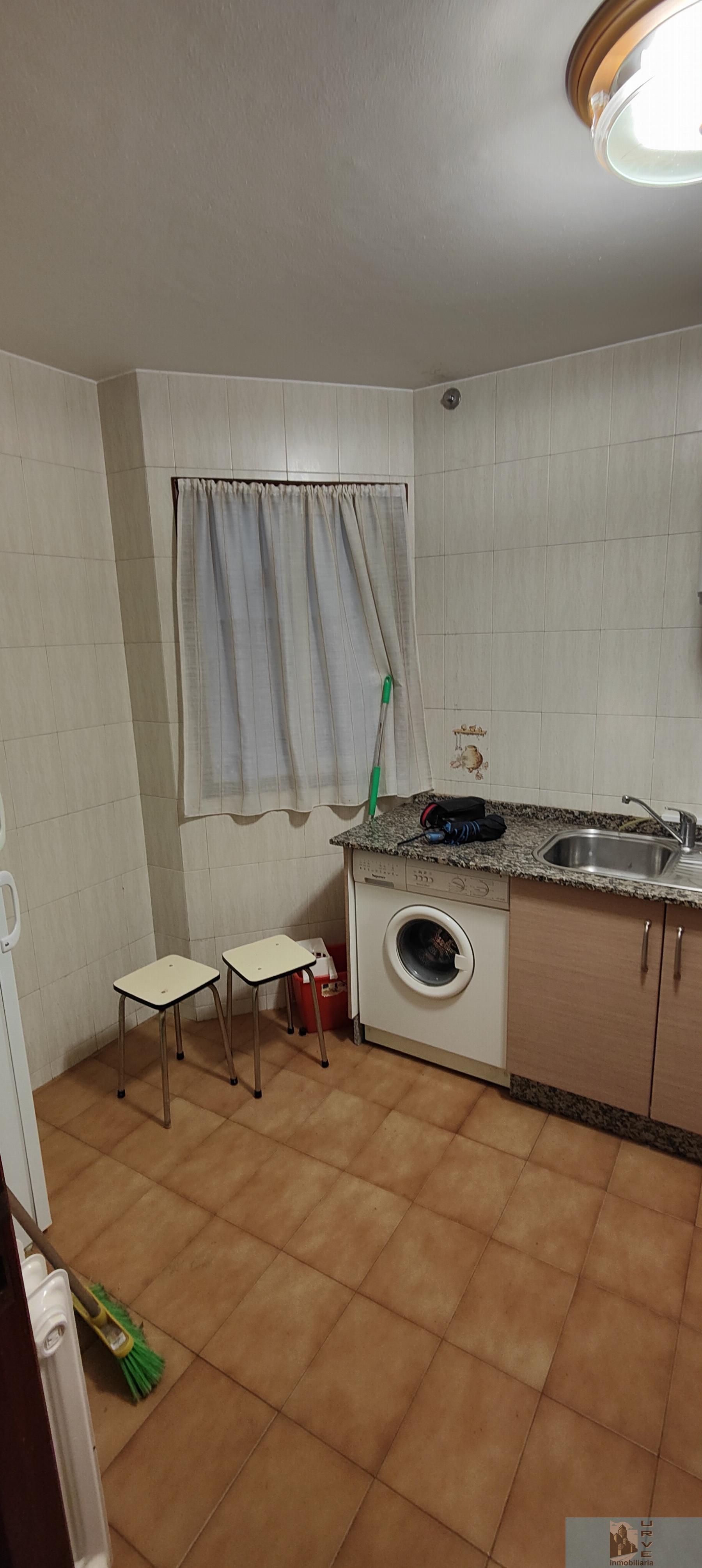 For sale of flat in Santiago de Compostela