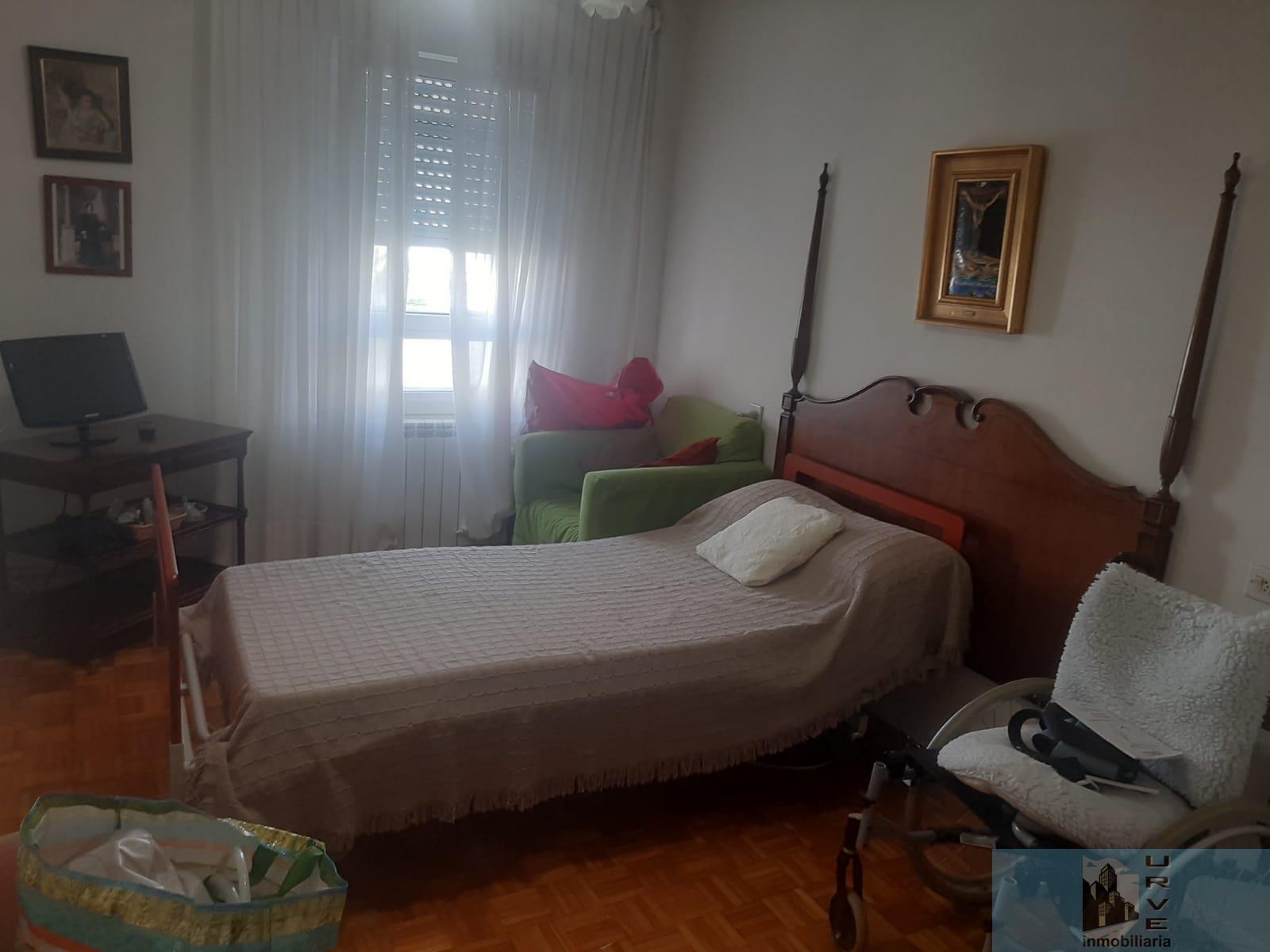 Продажа от

 Квартира на Santiago de Compostela