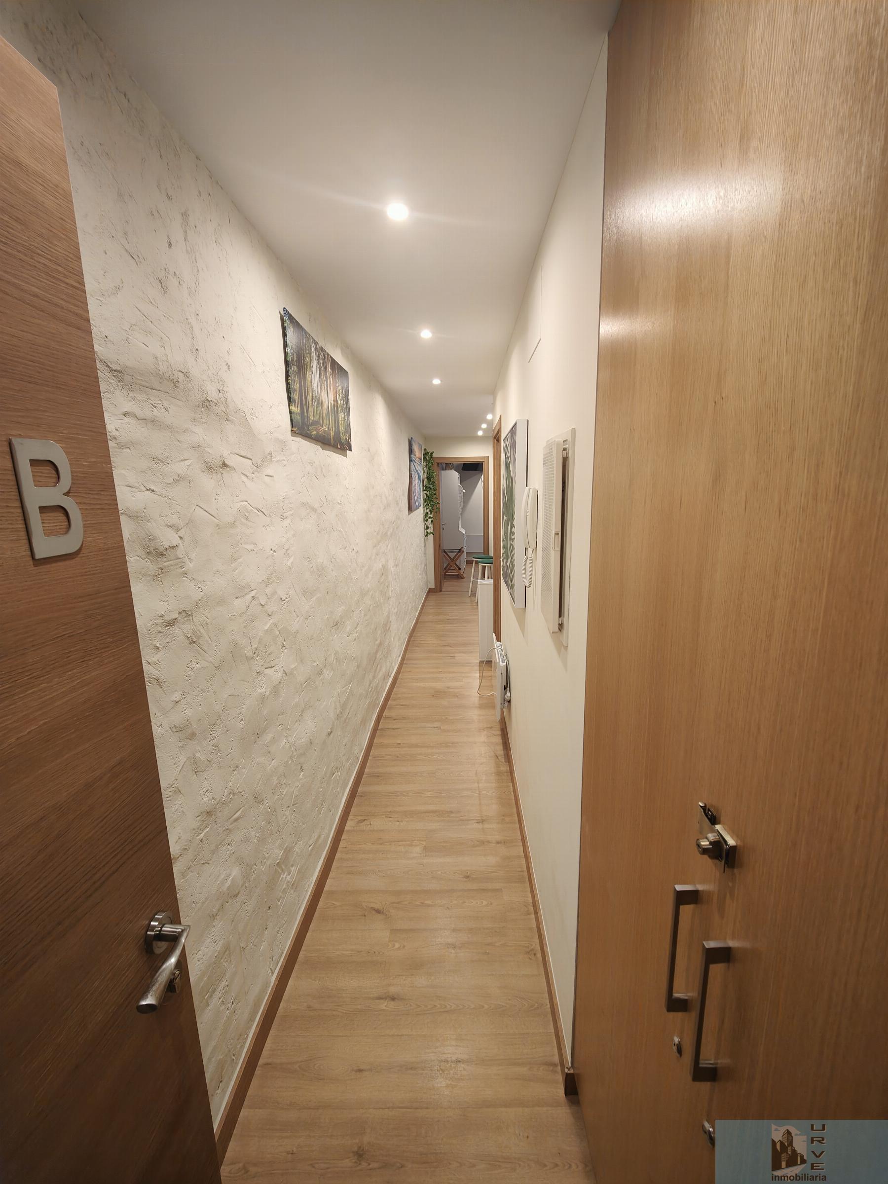 For sale of apartment in Santiago de Compostela