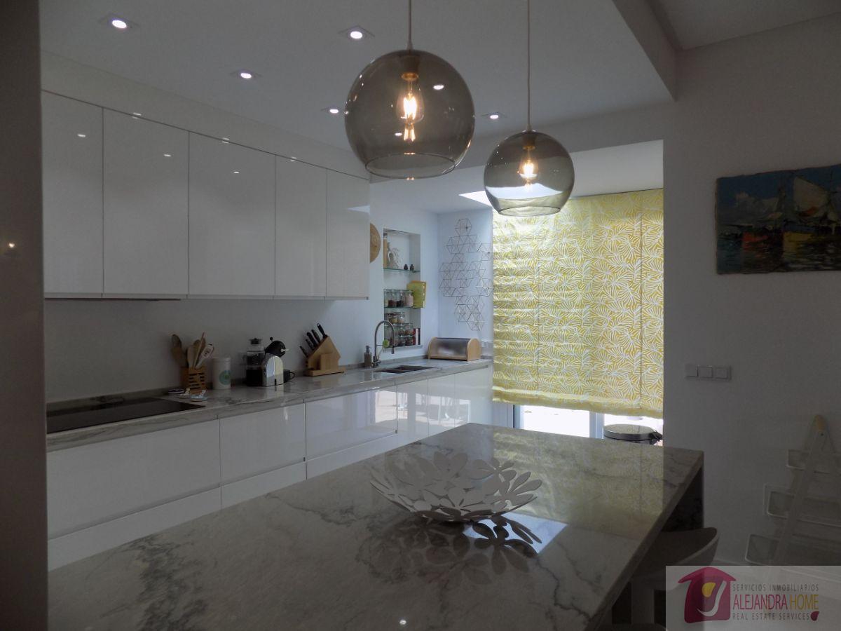 For rent of villa in Fuengirola