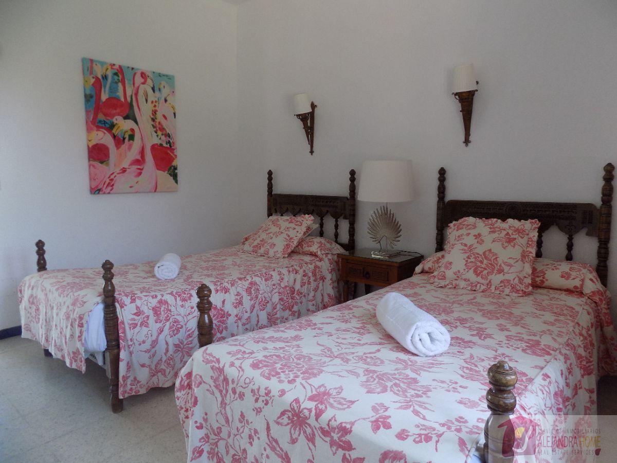 For rent of chalet in Fuengirola