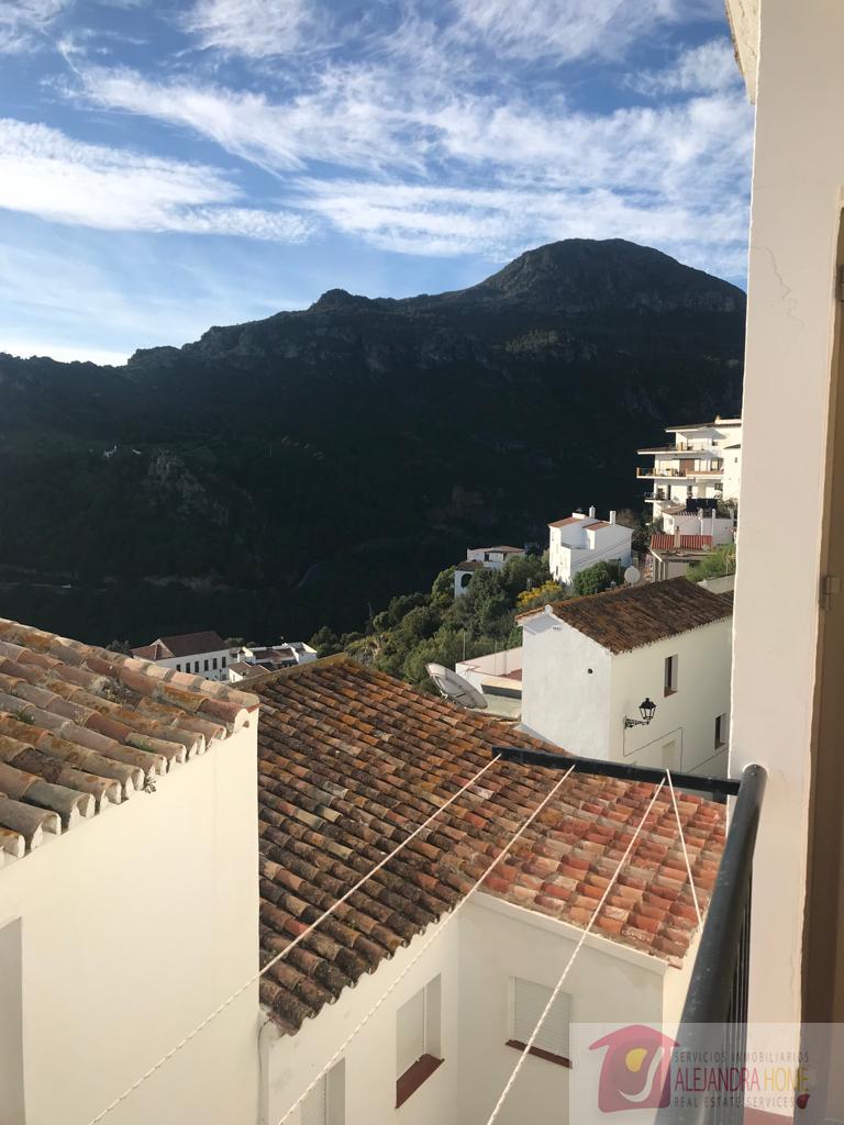 Köp av hus i Casares