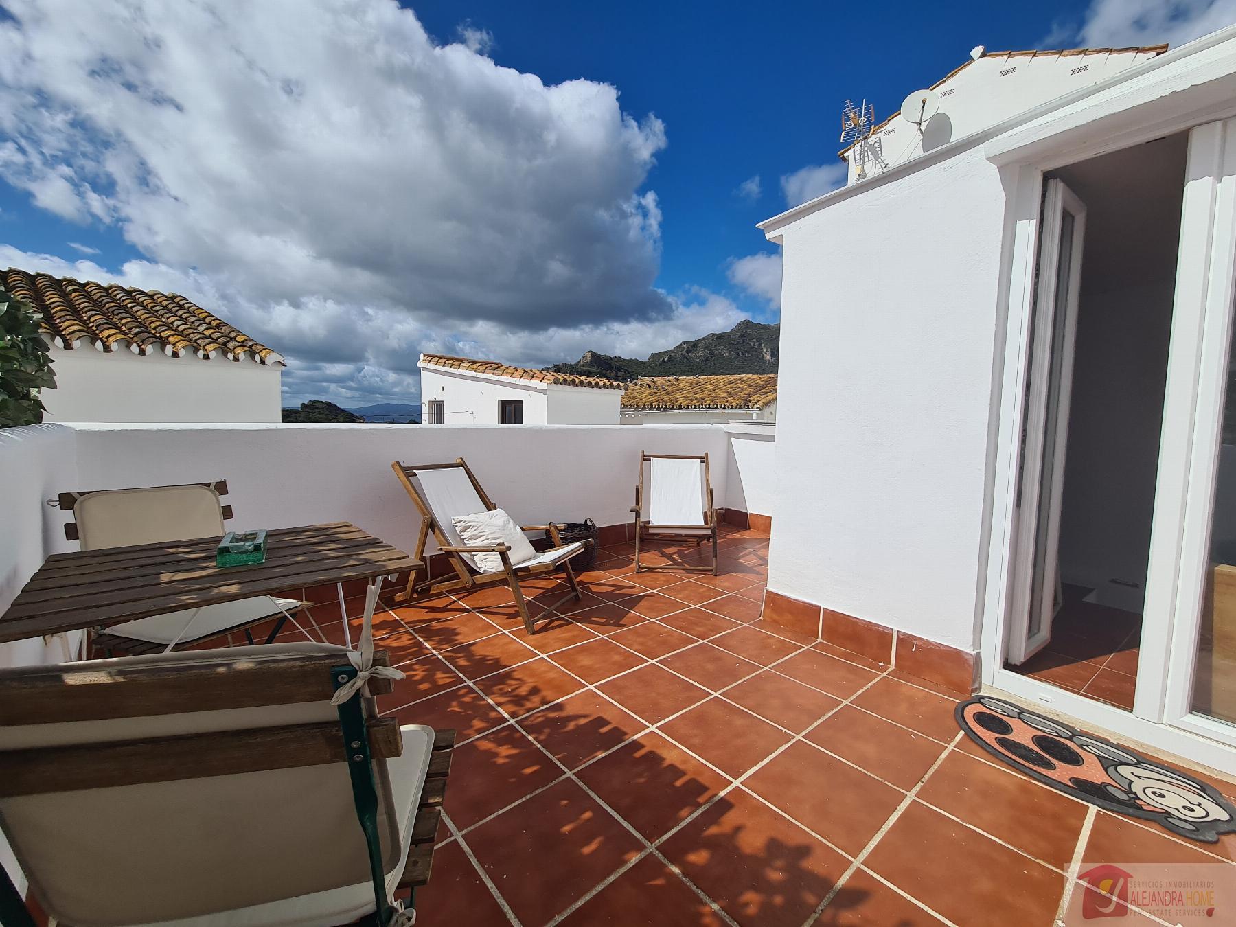 For rent of house in Casares