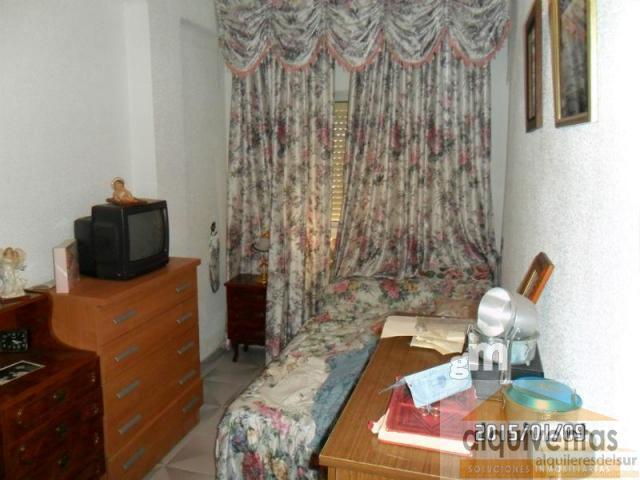 For sale of flat in Jerez de la Frontera