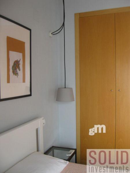 For sale of flat in Valencia