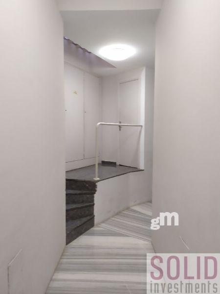 For sale of flat in Valencia