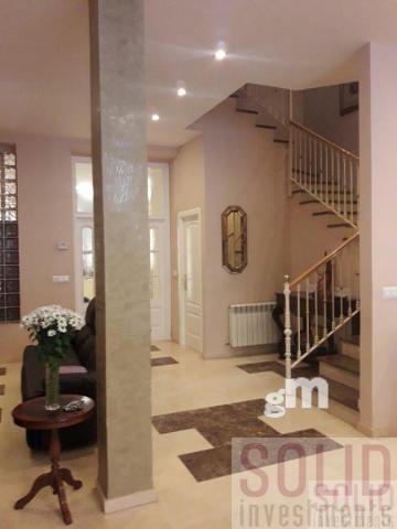 For sale of house in Valencia