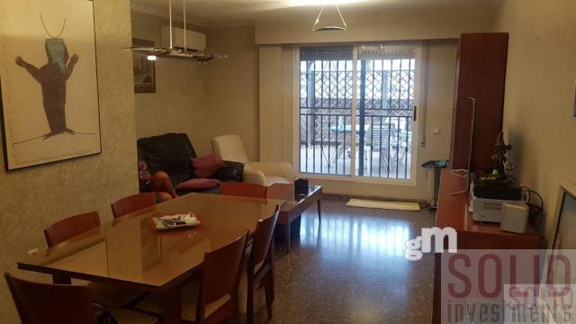 For sale of penthouse in Valencia