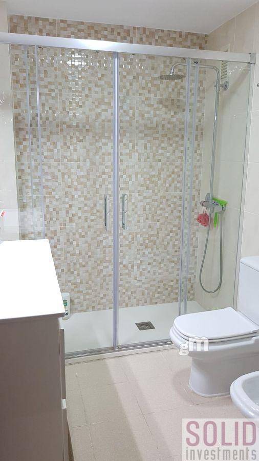 For sale of penthouse in Valencia