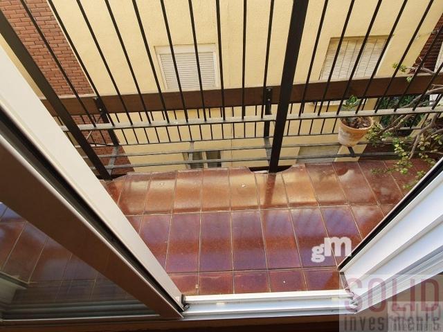 For sale of flat in Valencia