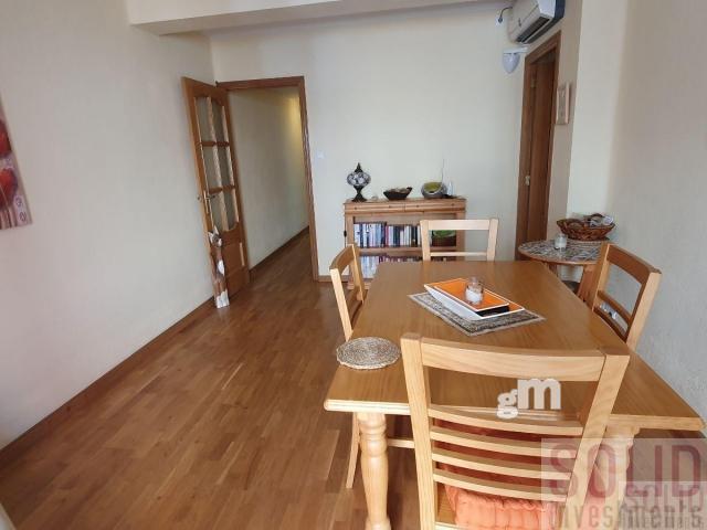 For sale of flat in Valencia