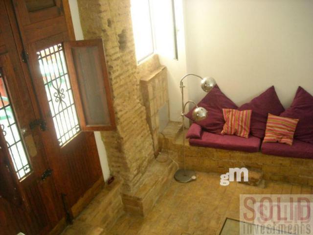 For sale of house in Valencia