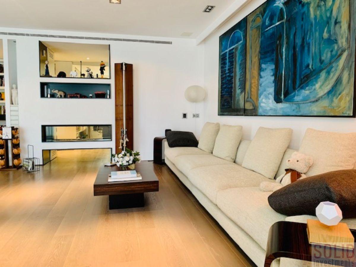 For sale of flat in Valencia