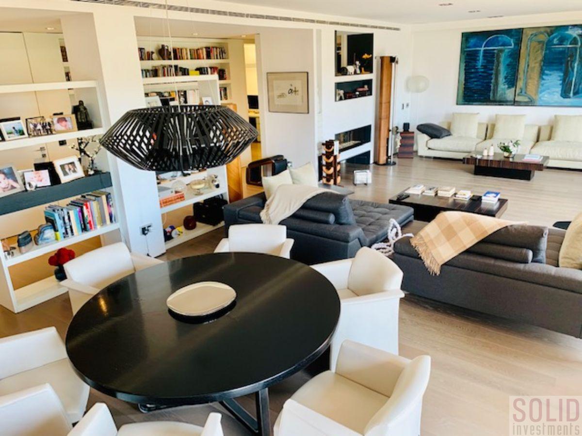 For sale of flat in Valencia