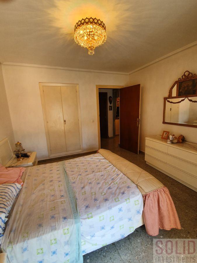 For sale of flat in Valencia