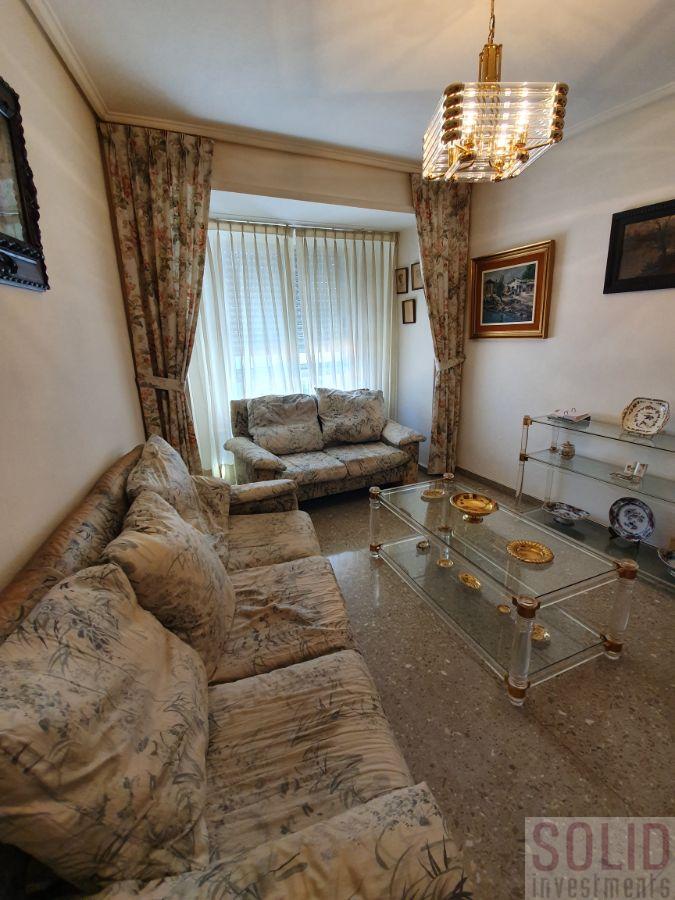 For sale of flat in Valencia