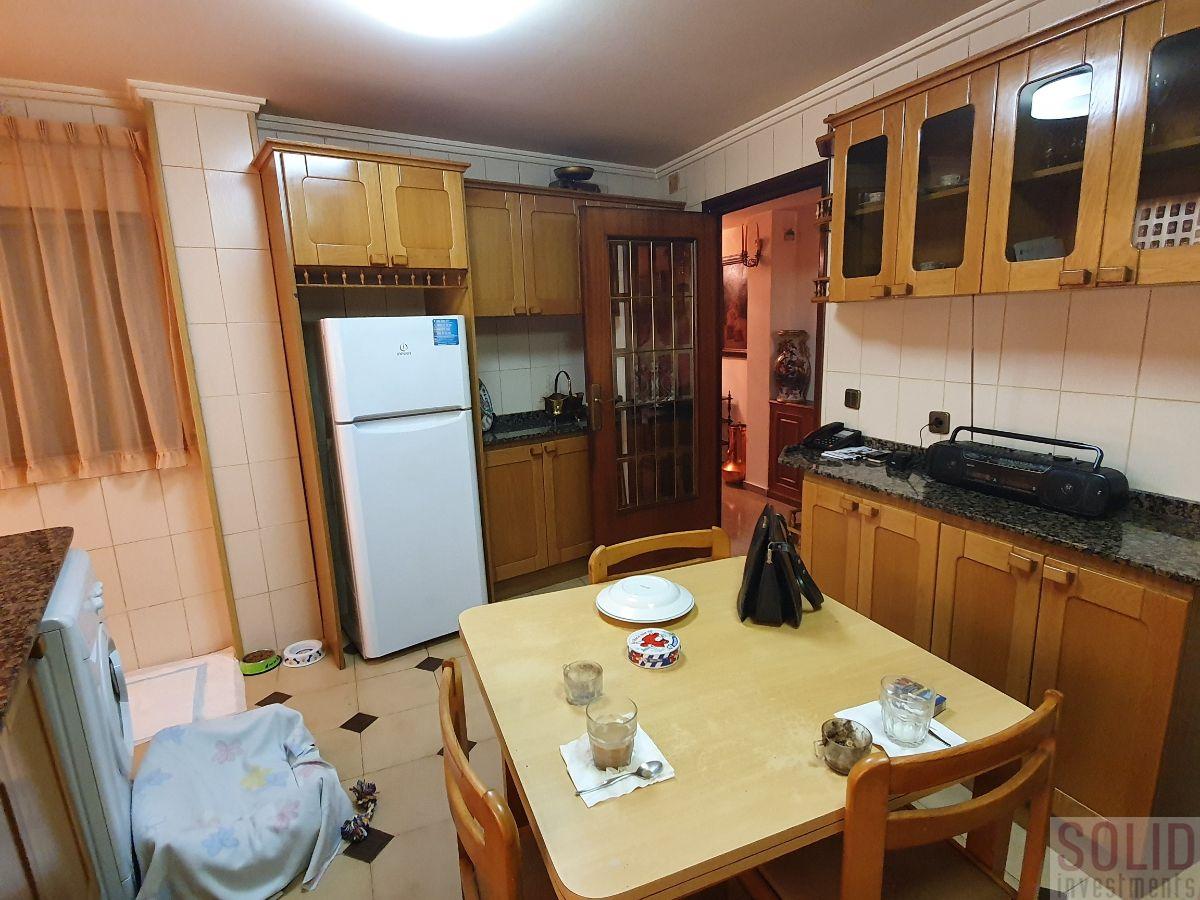 For sale of flat in Valencia