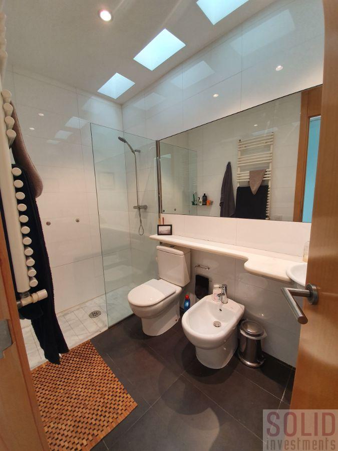 For sale of chalet in Valencia