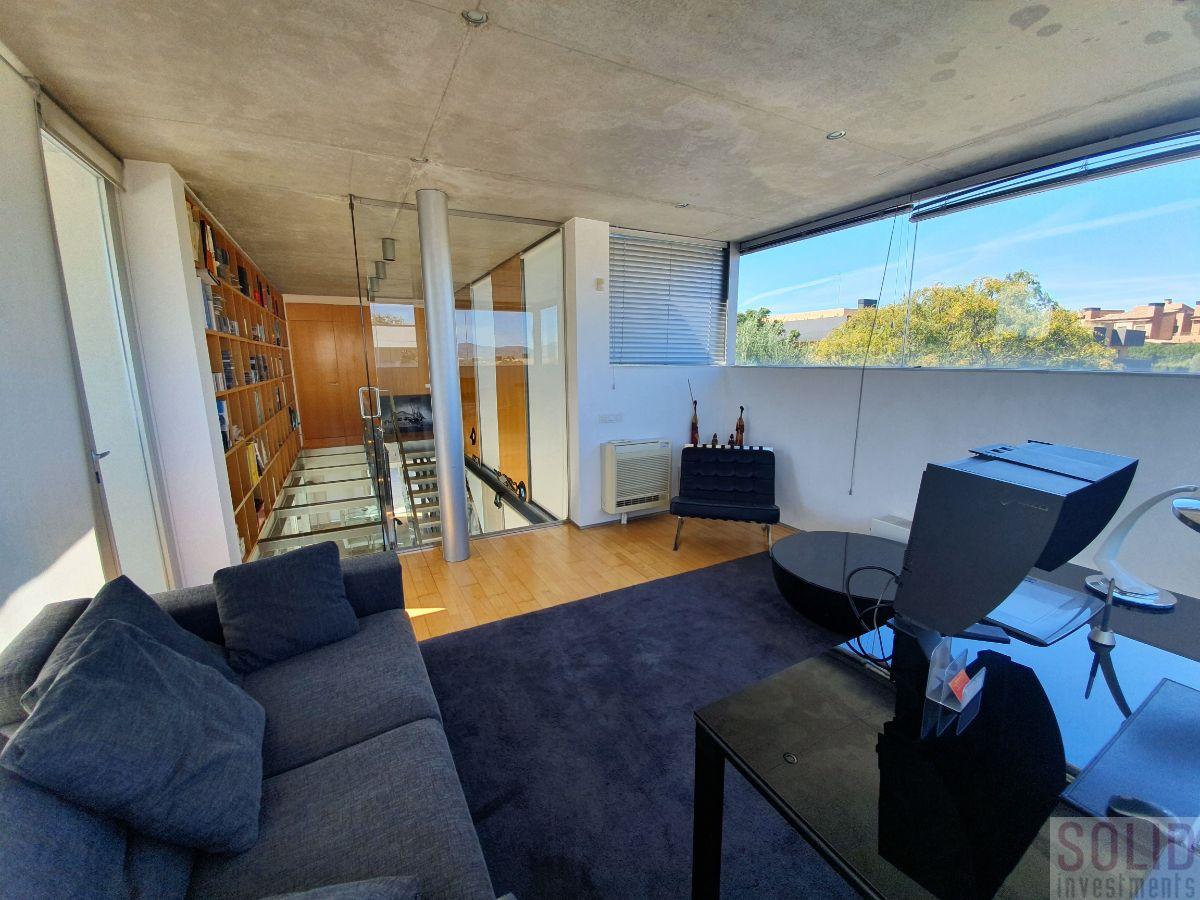 For sale of chalet in Valencia